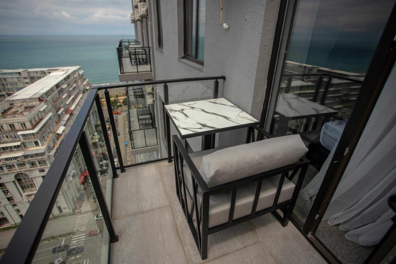 Gumbati Apart Hotel Батуми Екстериор снимка