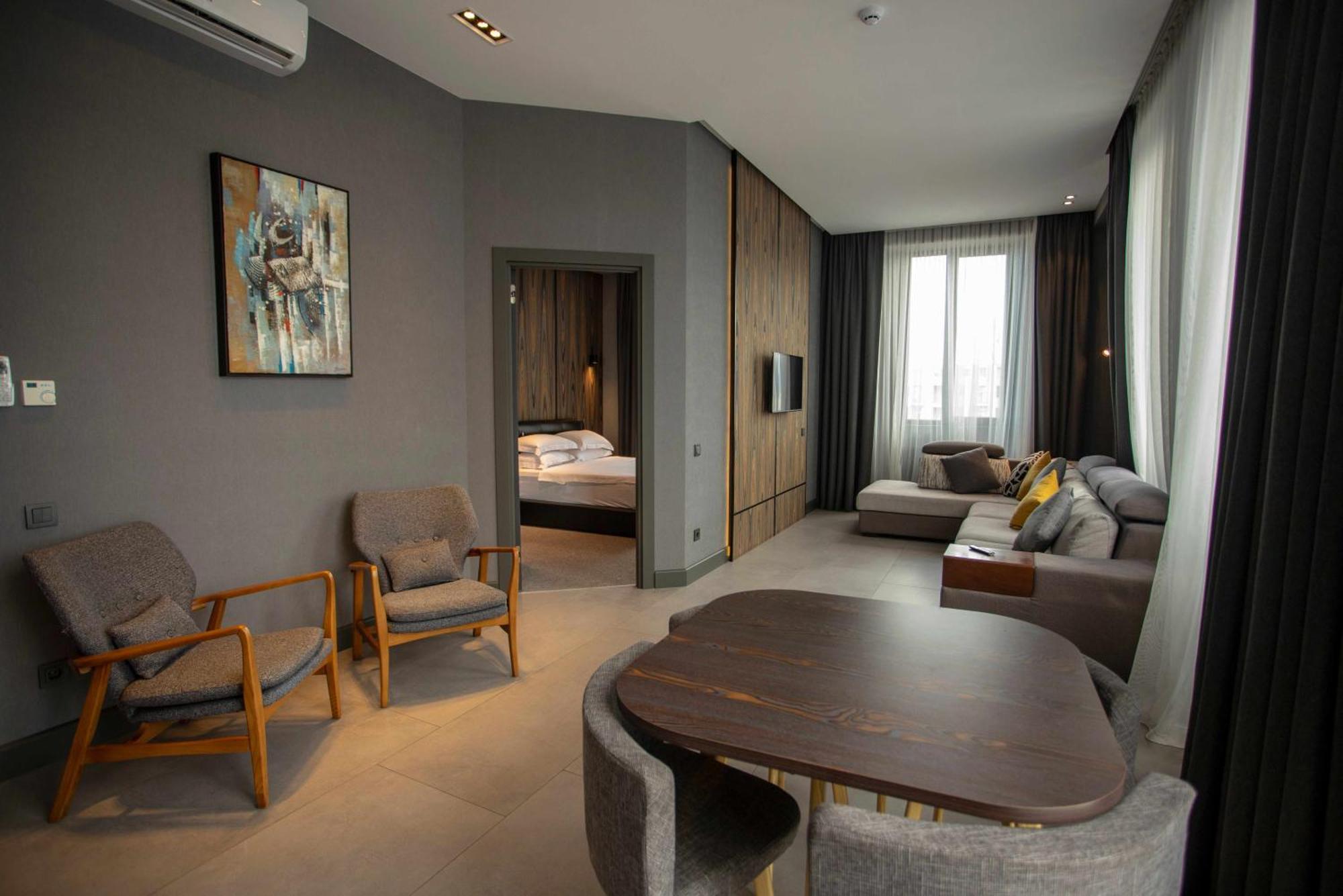 Gumbati Apart Hotel Батуми Екстериор снимка